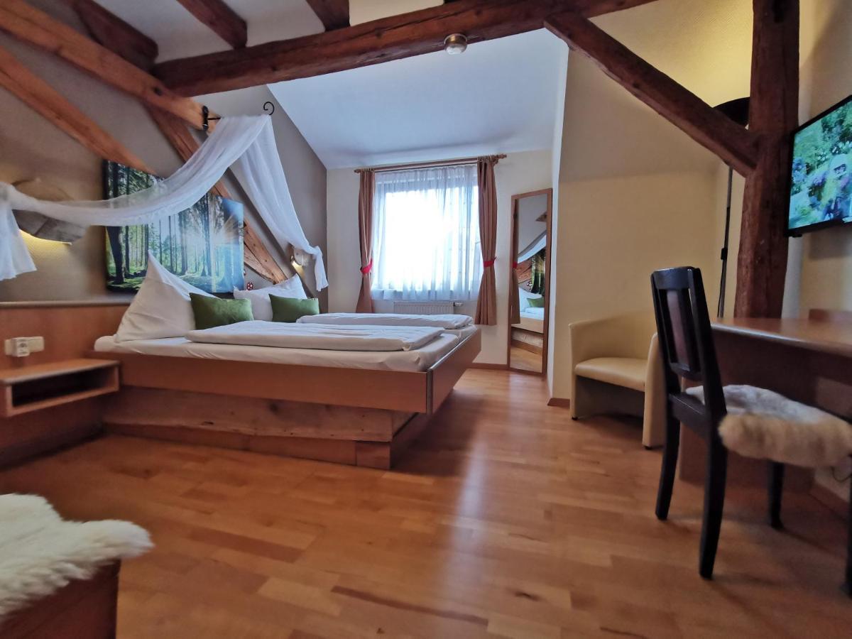 Gasthaus & Hotel Drei Lilien Werbach المظهر الخارجي الصورة