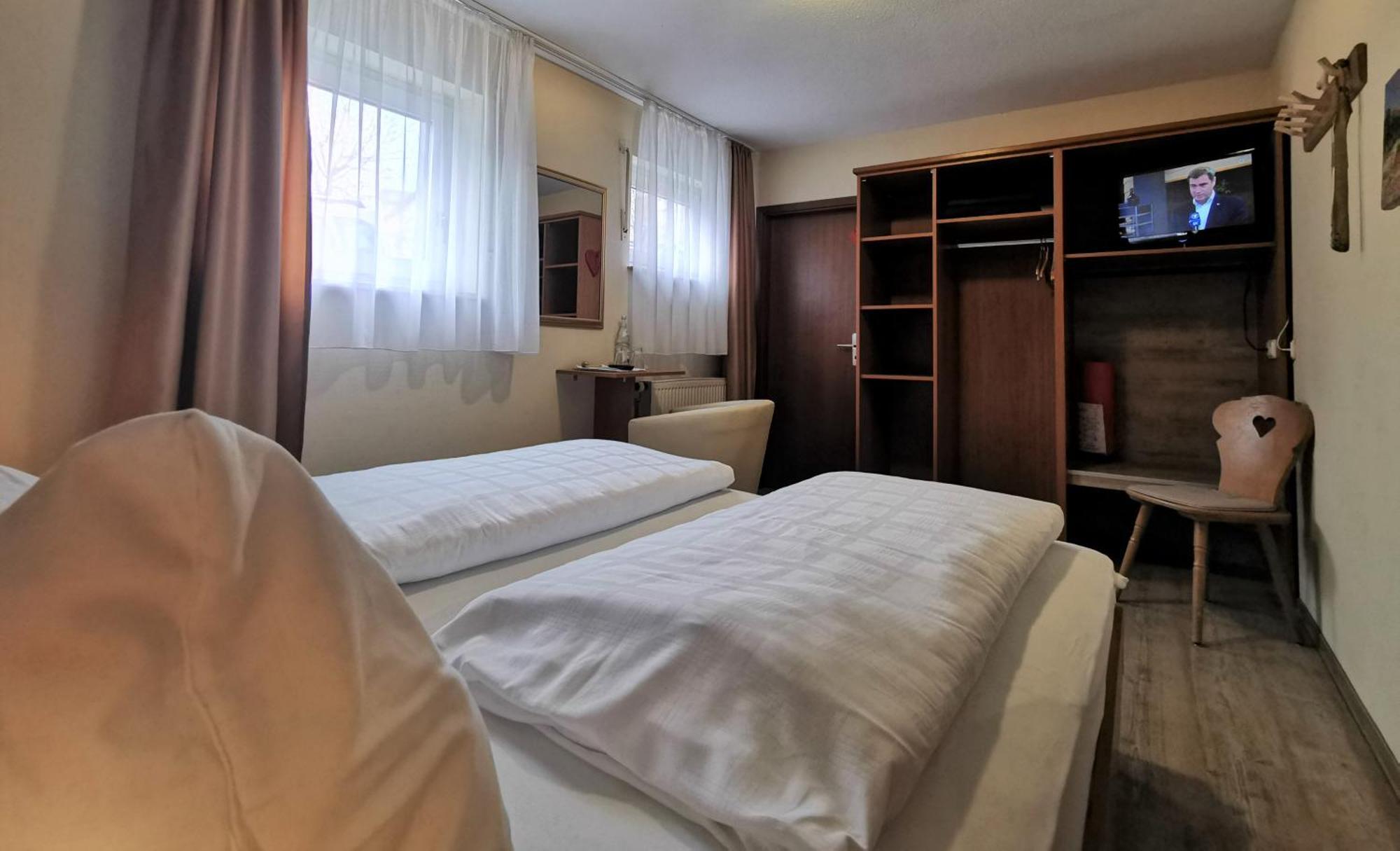 Gasthaus & Hotel Drei Lilien Werbach المظهر الخارجي الصورة