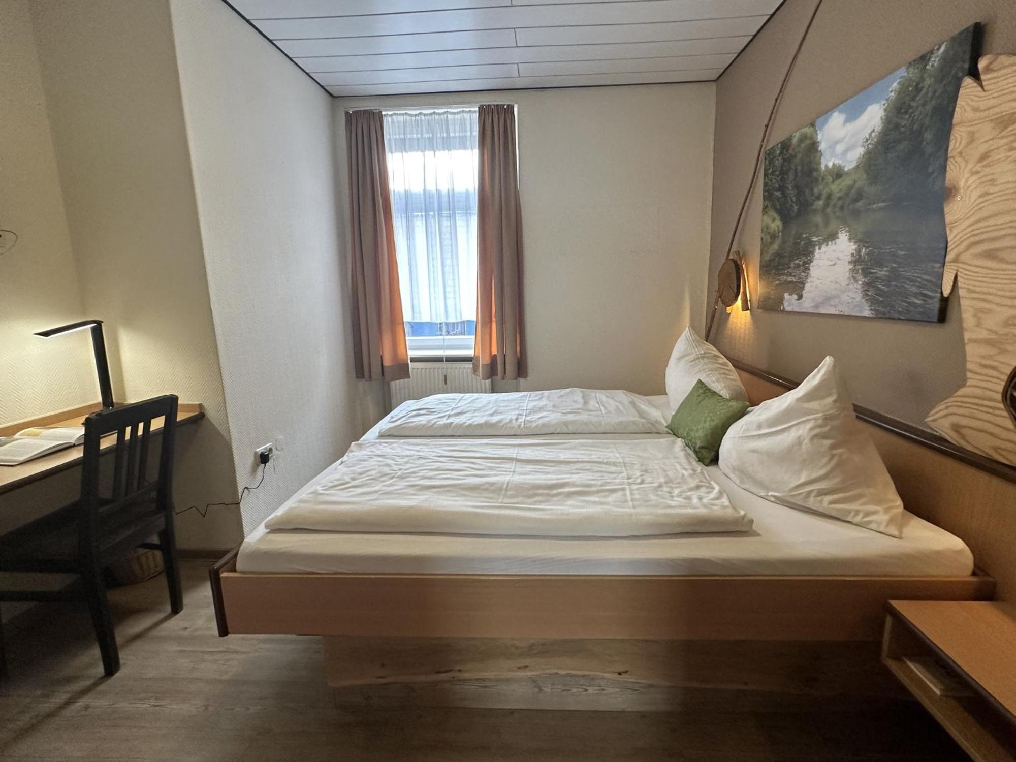 Gasthaus & Hotel Drei Lilien Werbach المظهر الخارجي الصورة