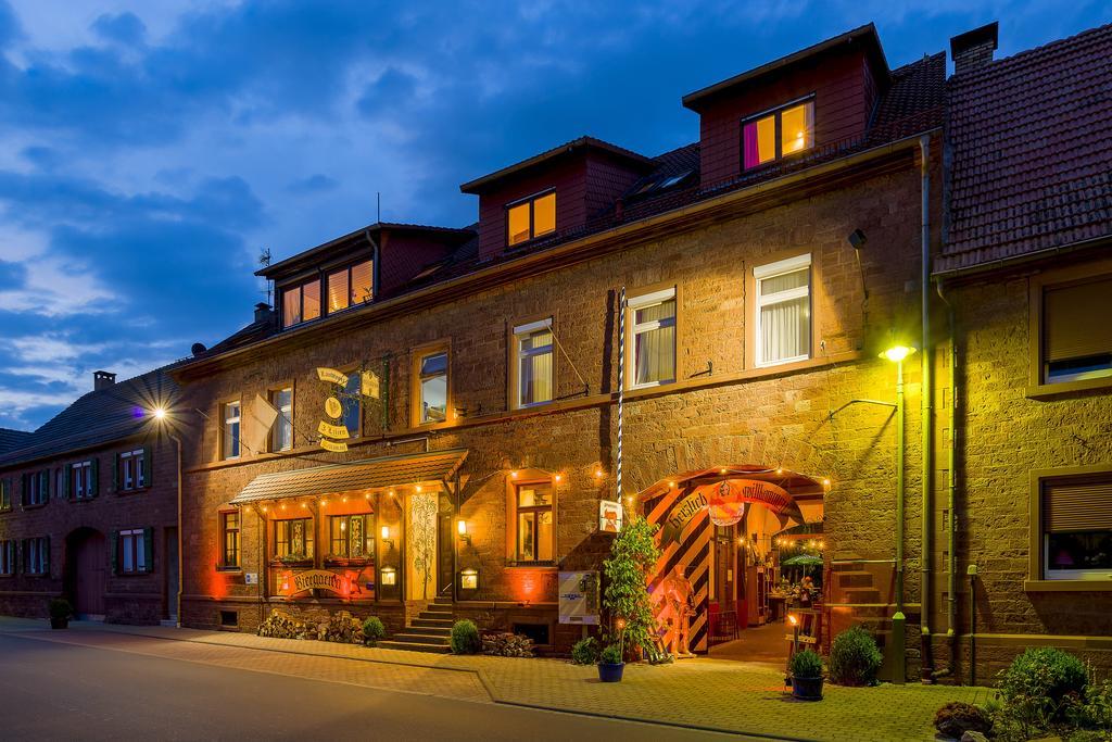 Gasthaus & Hotel Drei Lilien Werbach المظهر الخارجي الصورة